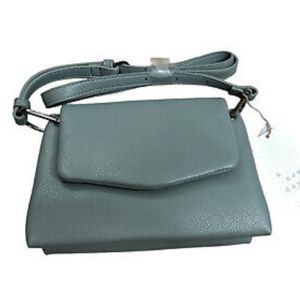 A New Day Women's Small Green Crossbody Or Shoulder Strap Purse Magnetic Closure